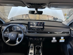 New 2025  Mitsubishi Outlander ES FWD at Camacho Mitsubishi near Palmdale, CA