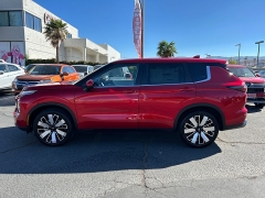 New 2025  Mitsubishi Outlander SE FWD at Camacho Mitsubishi near Palmdale&comma; CA