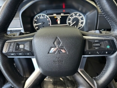 Used 2024  Mitsubishi Outlander SE FWD at Camacho Mitsubishi near Palmdale&comma; CA