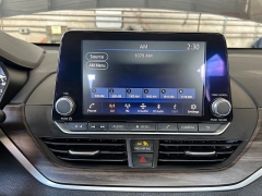 Used 2024  Nissan Altima 2&period;5 SV Sedan at Camacho Mitsubishi near Palmdale&comma; CA
