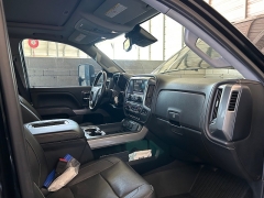 Used 2019  Chevrolet Silverado 2500HD 4WD Crew Cab 153&period;7" LTZ at Camacho Mitsubishi near Palmdale&comma; CA
