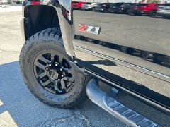 Used 2019  Chevrolet Silverado 2500HD 4WD Crew Cab 153&period;7" LTZ at Camacho Mitsubishi near Palmdale&comma; CA
