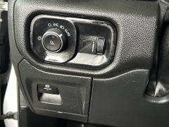 Used 2024  Ram 1500 2WD Laramie Crew Cab 5'7" Box at Camacho Mitsubishi near Palmdale&comma; CA