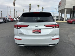 Used 2024  Mitsubishi Outlander SE S-AWC at Camacho Mitsubishi near Palmdale&comma; CA
