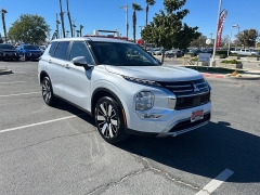 New 2026  Mitsubishi Outlander FWD at Camacho Mitsubishi near Palmdale&comma; CA