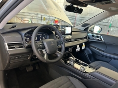 New 2026  Mitsubishi Outlander FWD at Camacho Mitsubishi near Palmdale&comma; CA