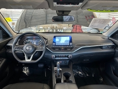 Used 2025  Nissan Altima SV FWD at Camacho Mitsubishi near Palmdale&comma; CA
