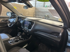 Used 2024  GMC Terrain FWD 4dr SLE at Camacho Mitsubishi near Palmdale&comma; CA