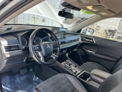Used 2024  Mitsubishi Outlander SE S-AWC at Camacho Mitsubishi near Palmdale&comma; CA