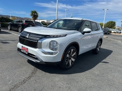 New 2026  Mitsubishi Outlander Plug-In Hybrid SE S-AWC at Camacho Mitsubishi near Palmdale&comma; CA