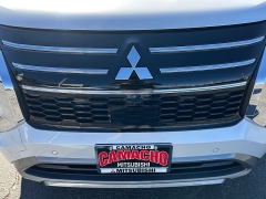 New 2026  Mitsubishi Outlander FWD at Camacho Mitsubishi near Palmdale&comma; CA