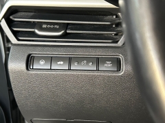 Used 2020  Nissan Altima 4d Sedan FWD 2.5L Platinum at Camacho Mitsubishi near Palmdale, CA