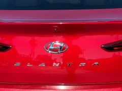 Used 2020  Hyundai Elantra 4d Sedan SE at Camacho Mitsubishi near Palmdale&comma; CA