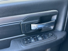Used 2024  Ram 1500 Classic 4WD Warlock Crew Cab 5'7" Box at Camacho Mitsubishi near Palmdale&comma; CA