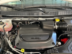 Used 2023  Chrysler Pacifica Touring L FWD at Camacho Mitsubishi near Palmdale&comma; CA