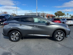 Used 2021  Nissan Murano FWD SV at Camacho Mitsubishi near Palmdale, CA