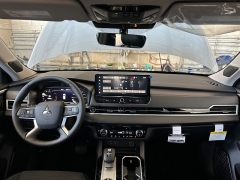 New 2026  Mitsubishi Outlander SE FWD at Camacho Mitsubishi near Palmdale&comma; CA