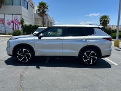 Used 2024  Mitsubishi Outlander SE S-AWC at Camacho Mitsubishi near Palmdale&comma; CA