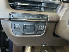 Used 2021  Cadillac Escalade 4WD 4dr Sport at Camacho Mitsubishi near Palmdale&comma; CA