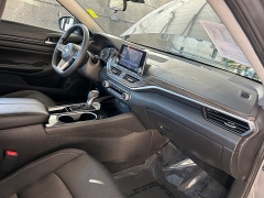 Used 2024  Nissan Altima 2&period;5 SV Sedan at Camacho Mitsubishi near Palmdale&comma; CA