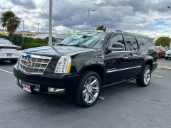 Used 2013  Cadillac Escalade ESV 4d SUV RWD Platinum at Camacho Mitsubishi near Palmdale&comma; CA