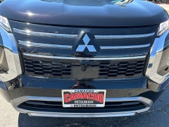 New 2026  Mitsubishi Outlander SE FWD at Camacho Mitsubishi near Palmdale&comma; CA