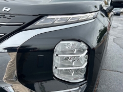 New 2025  Mitsubishi Outlander Plug-In Hybrid SEL S-AWC at Camacho Mitsubishi near Palmdale, CA