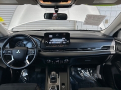 Used 2024  Mitsubishi Outlander SE S-AWC at Camacho Mitsubishi near Palmdale&comma; CA
