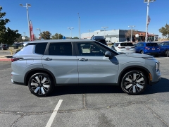 New 2026  Mitsubishi Outlander SE FWD at Camacho Mitsubishi near Palmdale&comma; CA