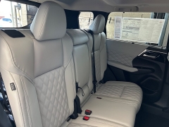 New 2025 Mitsubishi Outlander Plug-In Hybrid SEL S-AWC at Camacho Mitsubishi near Palmdale, CA