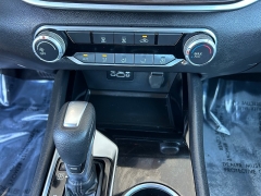 Used 2024  Nissan Altima 2&period;5 SV Sedan at Camacho Mitsubishi near Palmdale&comma; CA