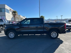 Used 2020  Chevrolet Silverado 1500 4WD Crew Cab RST at Camacho Mitsubishi near Palmdale&comma; CA