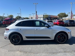 Used 2018  Porsche Macan 4d SUV AWD GTS at Camacho Mitsubishi near Palmdale&comma; CA
