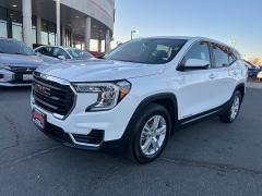 Used 2024  GMC Terrain FWD 4dr SLE at Camacho Mitsubishi near Palmdale&comma; CA
