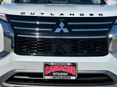 New 2025  Mitsubishi Outlander SE FWD at Camacho Mitsubishi near Palmdale, CA
