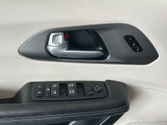 Used 2024  Chrysler Pacifica Touring L FWD at Camacho Mitsubishi near Palmdale&comma; CA