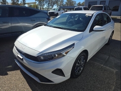 Used 2024  Kia Forte LXS IVT at Camacho Mitsubishi near Palmdale&comma; CA