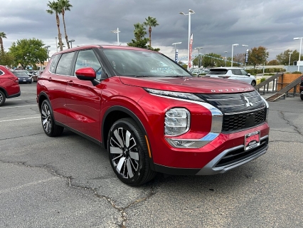 New 2025 Mitsubishi Outlander SE FWD at Camacho Mitsubishi near Palmdale, CA