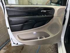 Used 2016  Dodge Grand Caravan 4d Wagon SXT at Camacho Mitsubishi near Palmdale&comma; CA