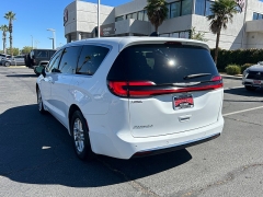 Used 2024  Chrysler Pacifica Touring L FWD at Camacho Mitsubishi near Palmdale&comma; CA