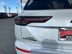 New 2026  Mitsubishi Outlander SE FWD at Camacho Mitsubishi near Palmdale&comma; CA