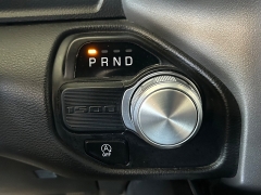 Used 2024  Ram 1500 2WD Laramie Crew Cab 5'7" Box at Camacho Mitsubishi near Palmdale&comma; CA