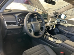 New 2026  Mitsubishi Outlander SE FWD w&sol;Tech Pkg at Camacho Mitsubishi near Palmdale&comma; CA