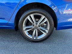 Used 2024  Volkswagen Jetta SE Auto at Camacho Mitsubishi near Palmdale&comma; CA