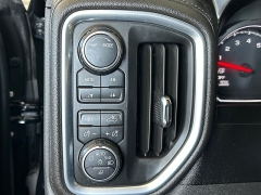 Used 2020  Chevrolet Silverado 1500 4WD Crew Cab RST at Camacho Mitsubishi near Palmdale&comma; CA