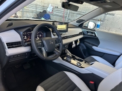 New 2026  Mitsubishi Outlander SE FWD at Camacho Mitsubishi near Palmdale&comma; CA