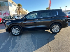 New 2025 Mitsubishi Outlander Plug-In Hybrid ES S-AWC at Camacho Mitsubishi near Palmdale, CA