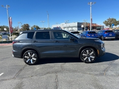 New 2026  Mitsubishi Outlander SE FWD at Camacho Mitsubishi near Palmdale&comma; CA