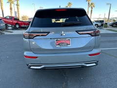 New 2026  Mitsubishi Outlander SE FWD at Camacho Mitsubishi near Palmdale&comma; CA