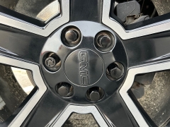 Used 2018  GMC Sierra 1500 2WD Crew Cab SLE at Camacho Mitsubishi near Palmdale&comma; CA